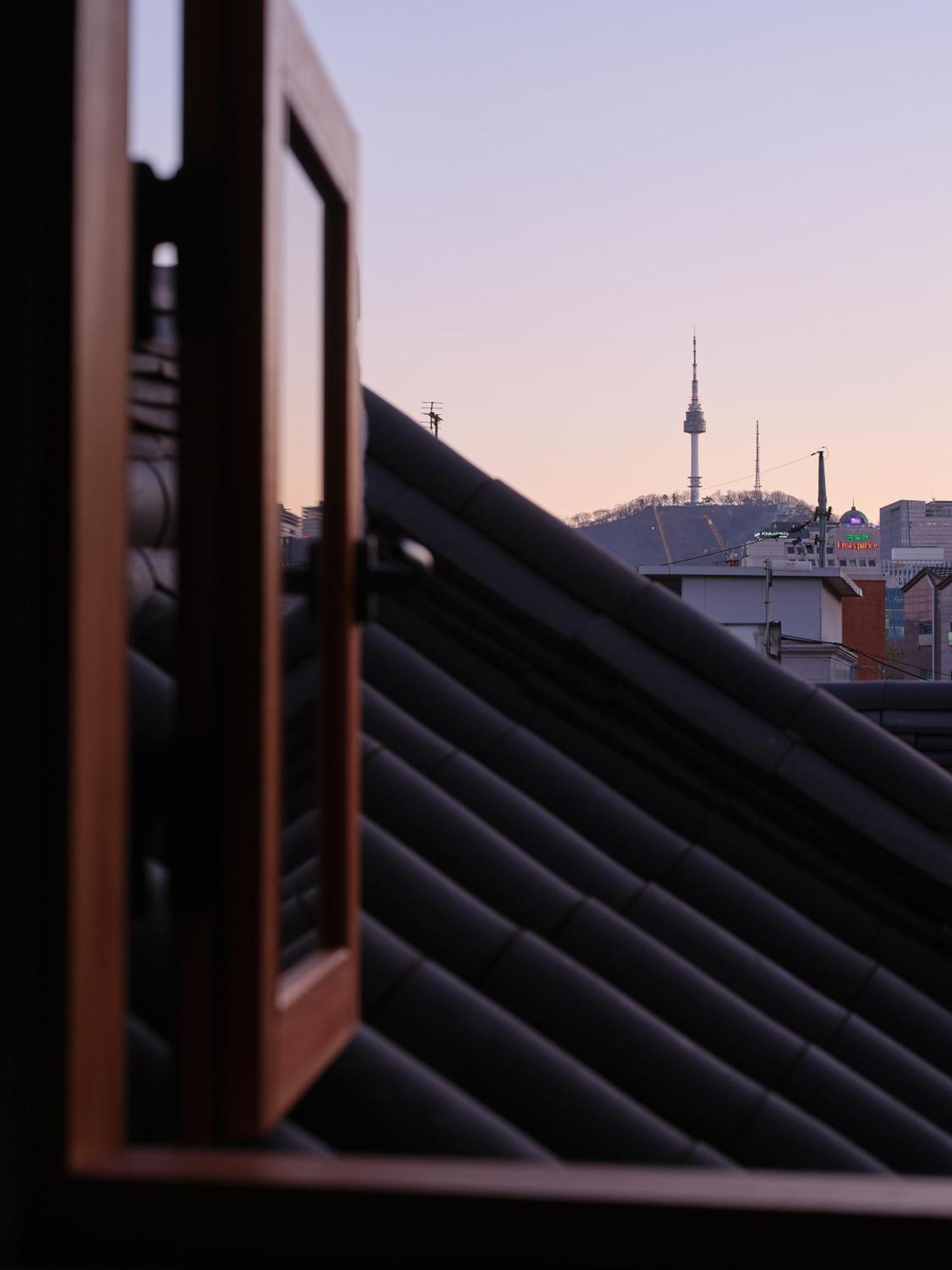 The Korean Traditional Hanok In Downtown Seoul For Convenient Public Transportation - Seoul Ari Ngoại thất bức ảnh